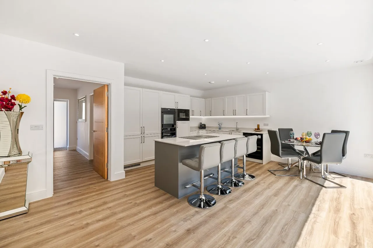 Town Wood Close, Lindfield, RH16, photo 2