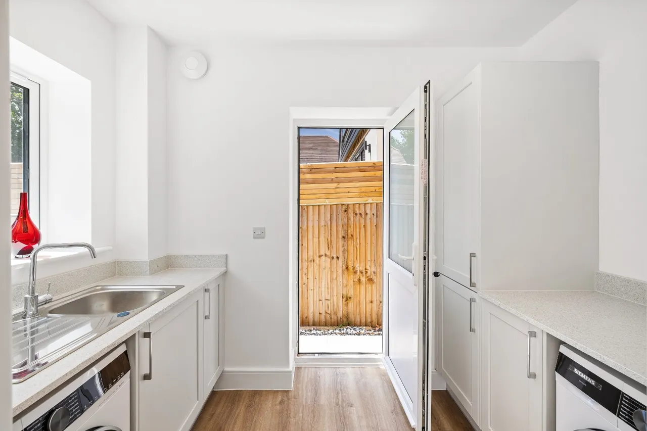 Town Wood Close, Lindfield, RH16, photo 13