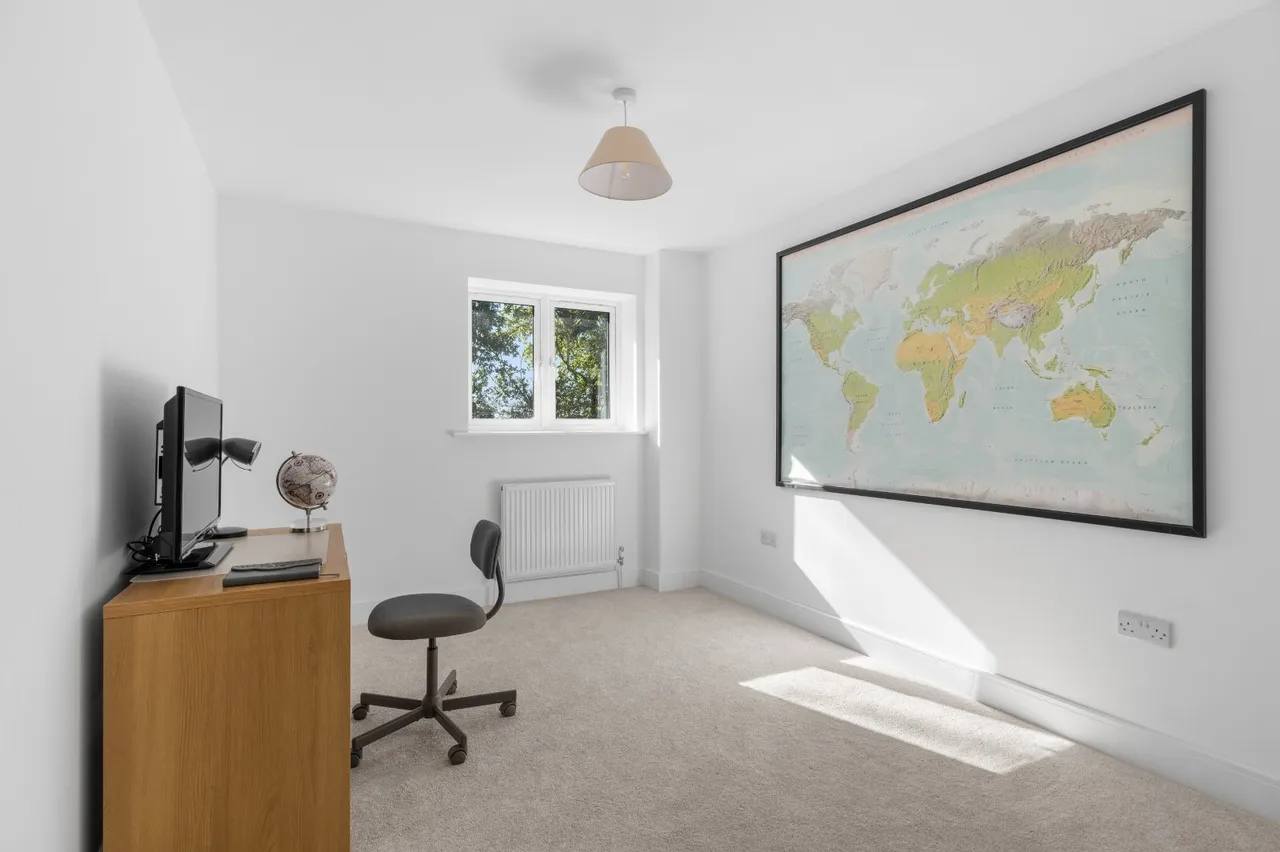 Town Wood Close, Lindfield, RH16, photo 10