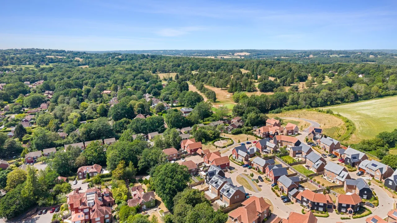 Town Wood Close, Lindfield, RH16, photo 15