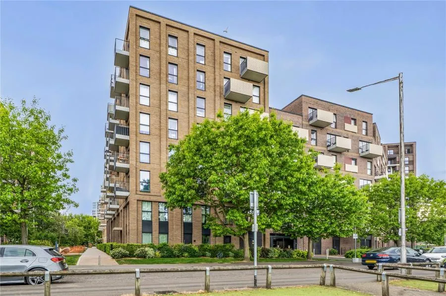 1 bed flat for sale, Carraway Street, Reading, RG1