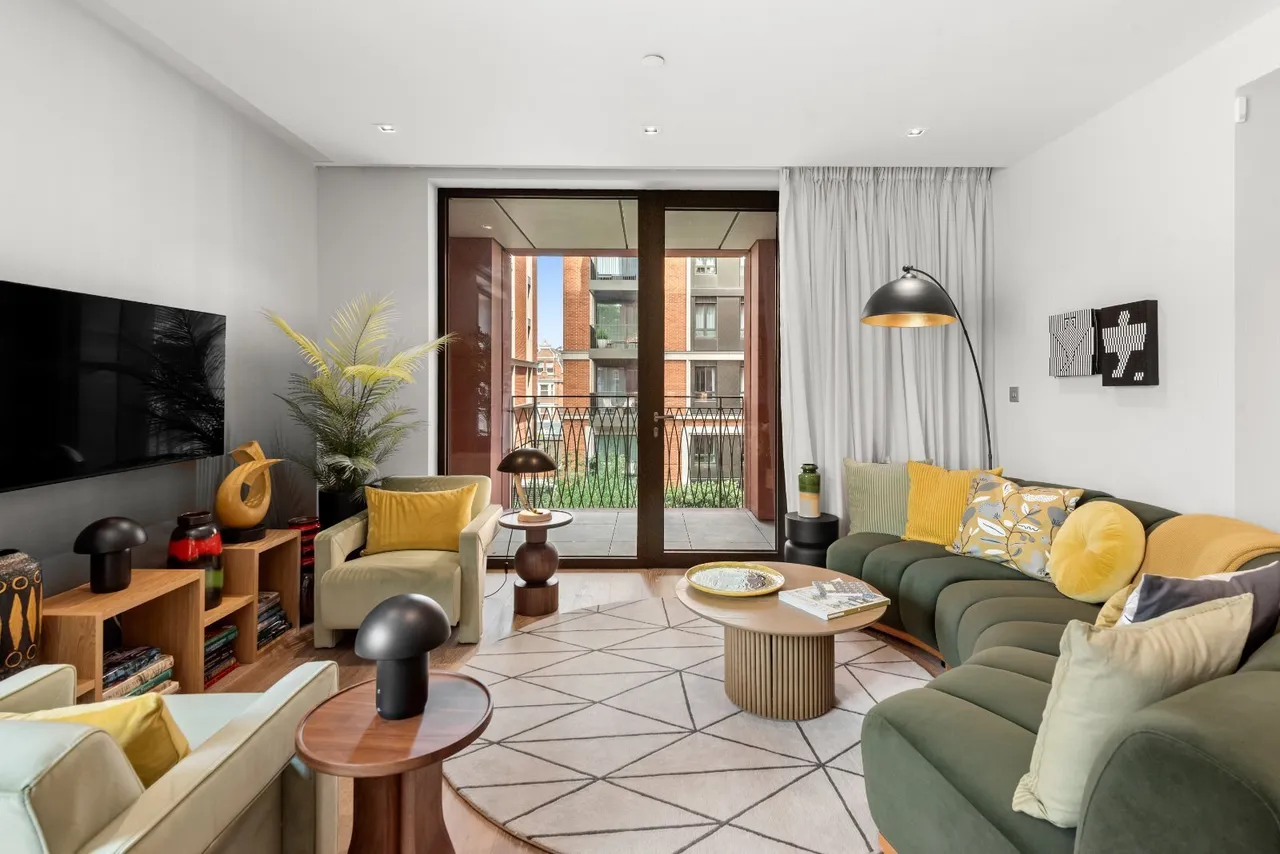 2 bed flat to rent, Fenwick Mansions, London, W2