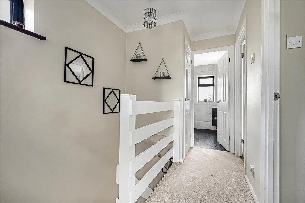 Aspen Close, Haverhill, CB9, photo 13