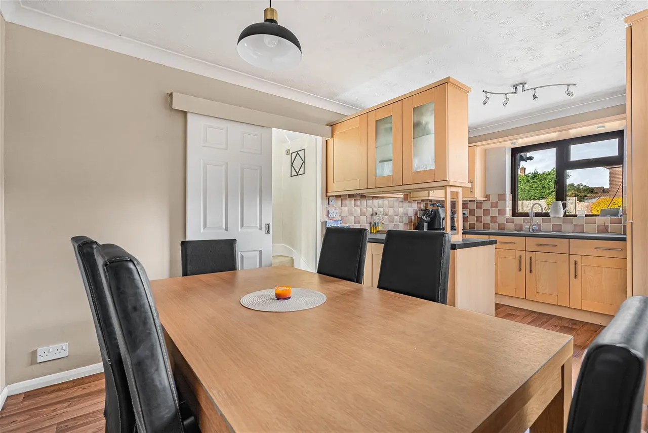 Aspen Close, Haverhill, CB9, photo 8