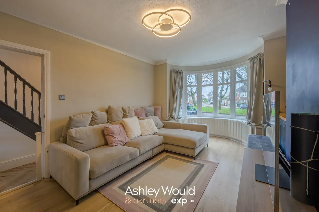 Wolverhampton Road South, Quinton, B32, photo 3