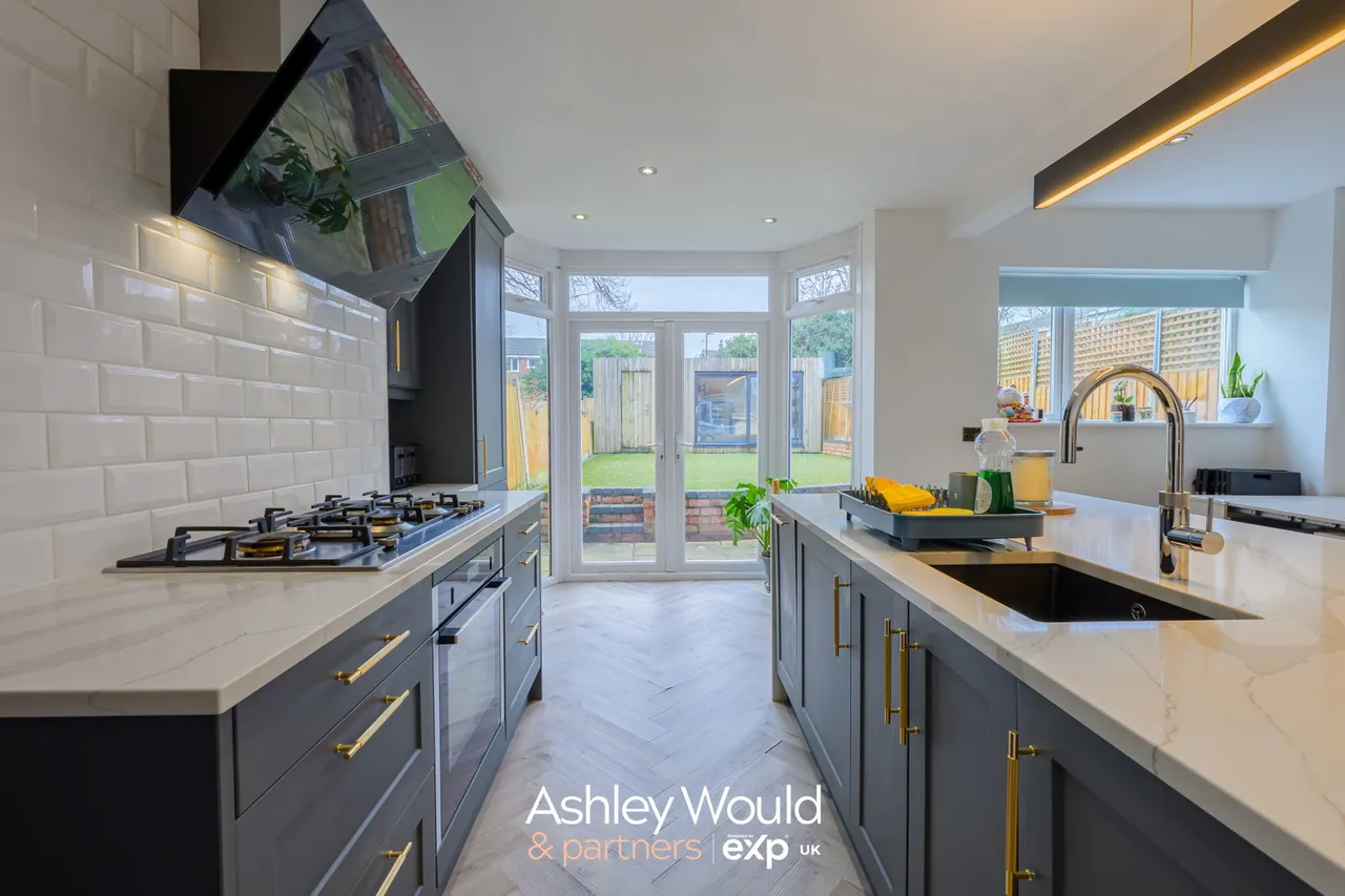 Wolverhampton Road South, Quinton, B32, photo 5