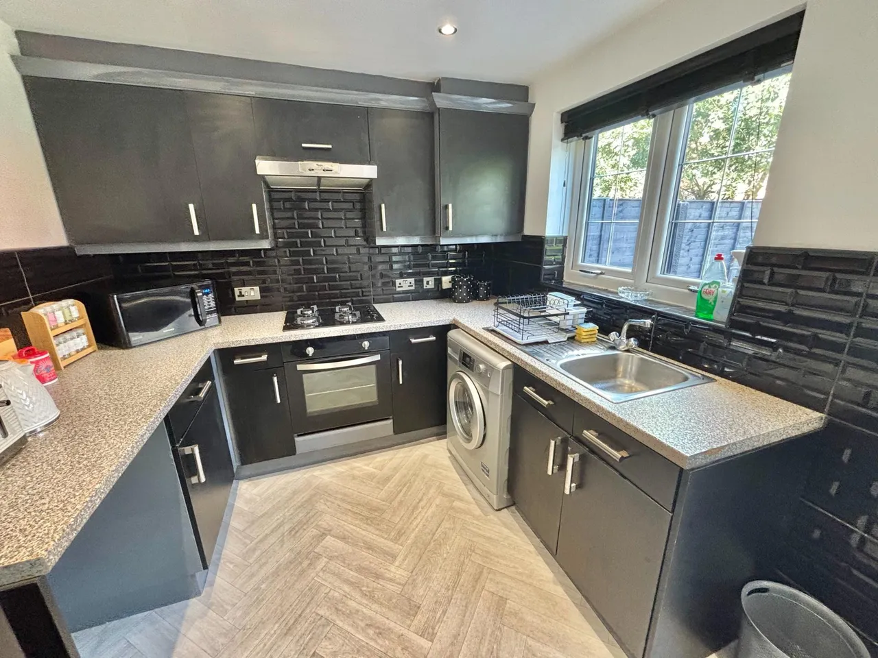 Mosley Avenue, Bury, BL9, photo 5