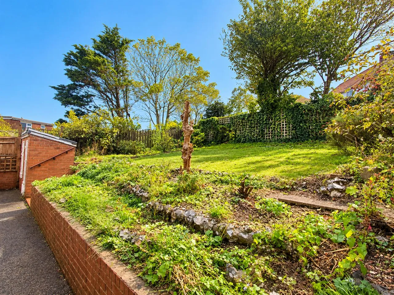 Bannings Vale, Saltdean, photo 4
