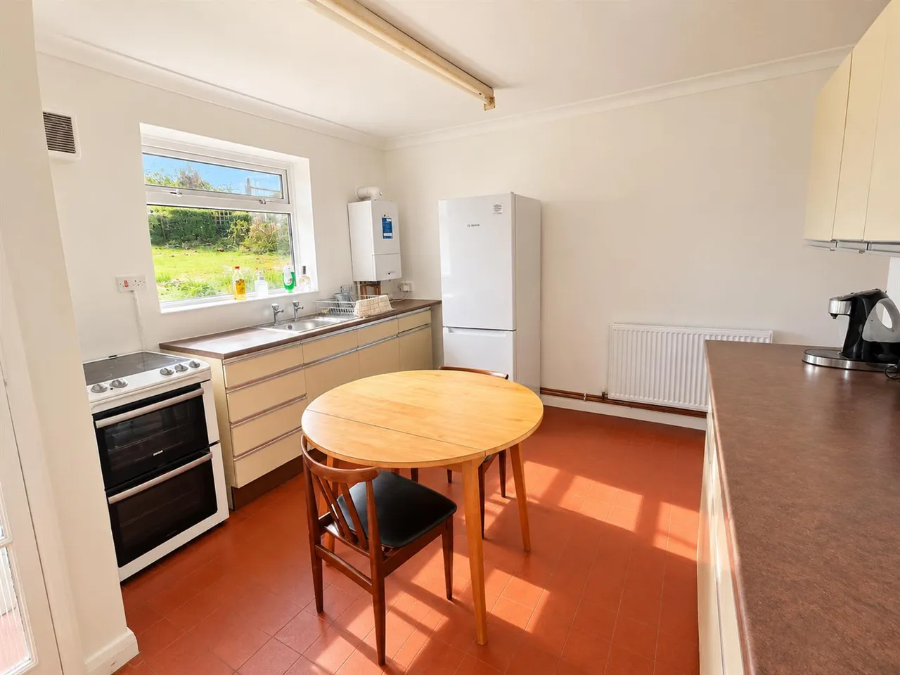 Bannings Vale, Saltdean, photo 3