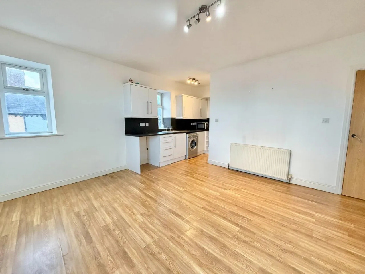 Dodworth Road, Barnsley, S70, photo 3