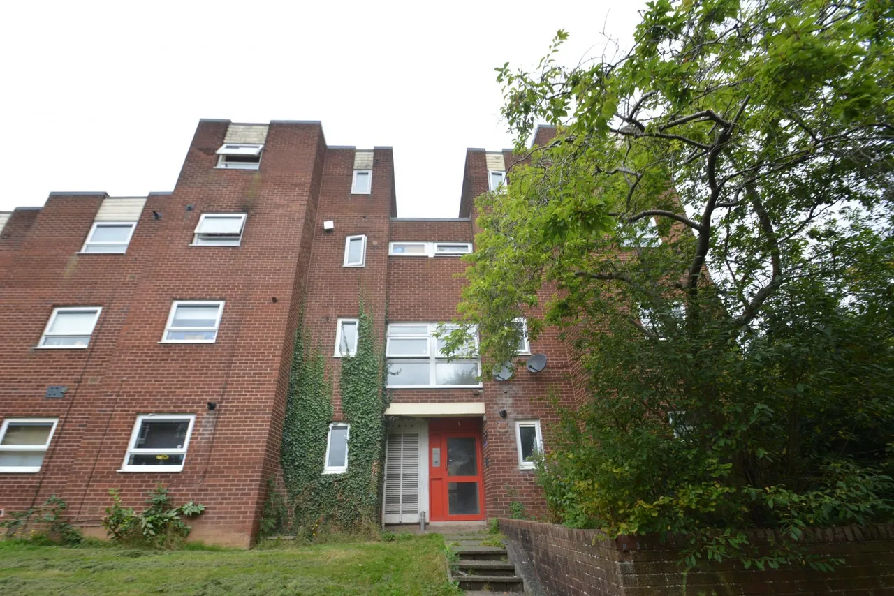 2 bed flat for sale, Beaconsfield, Telford, TF3
