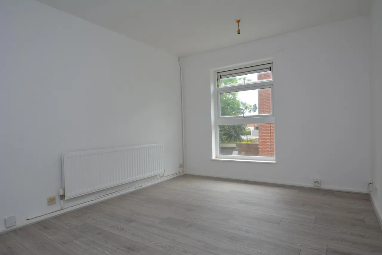 Beaconsfield, Telford, TF3, photo 7