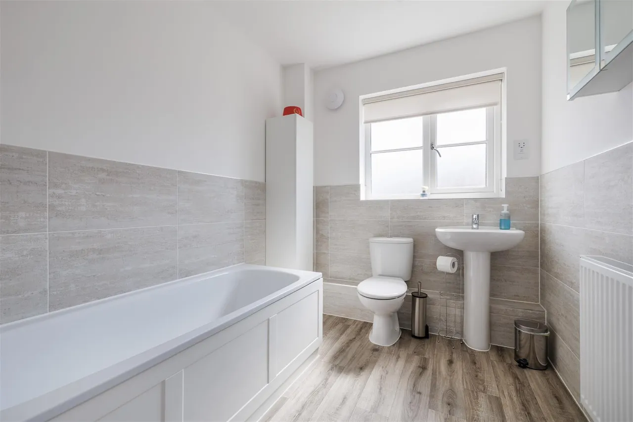 Butterfly Drive, Beccles, NR34, photo 11