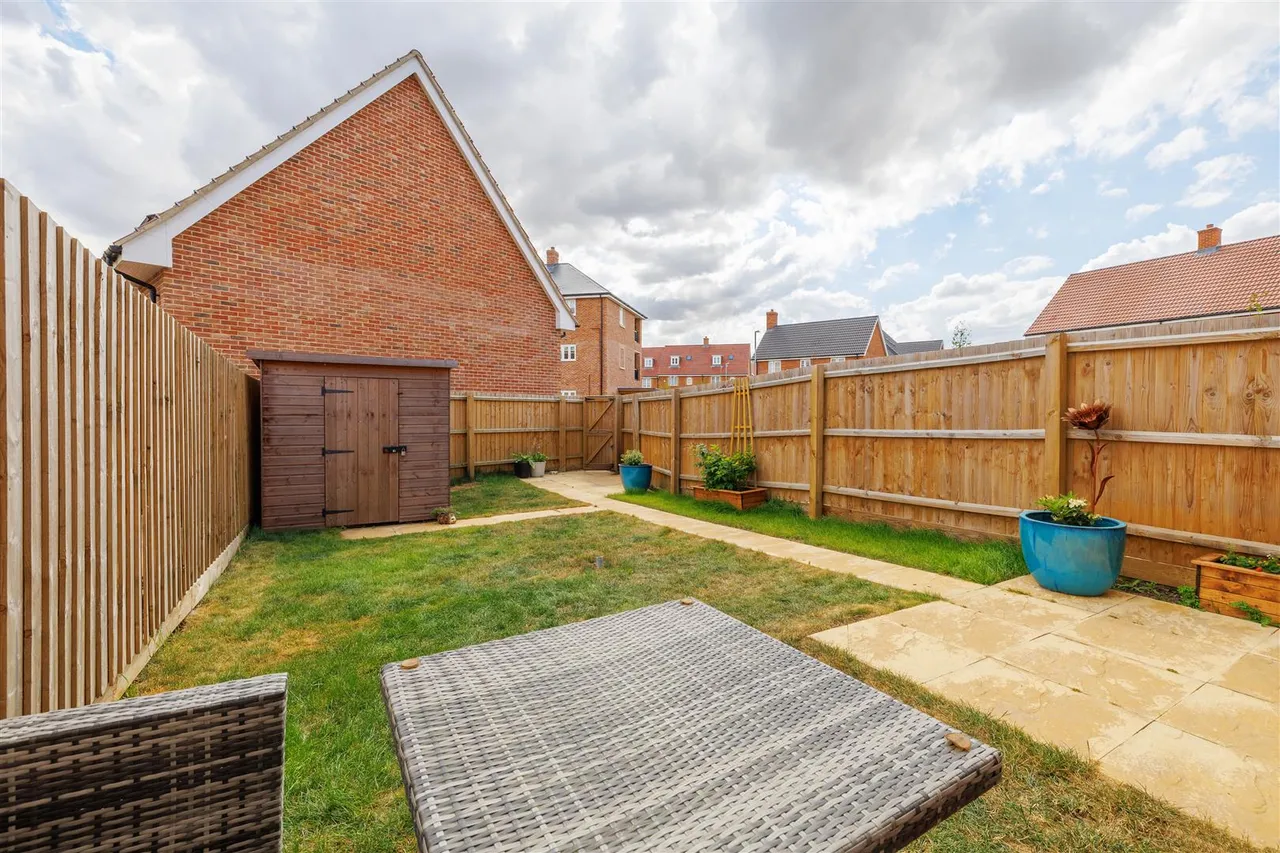 Butterfly Drive, Beccles, NR34, photo 12