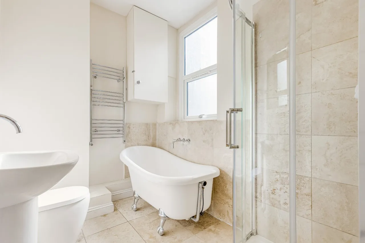 Lavender Hill, London, SW11, photo 6