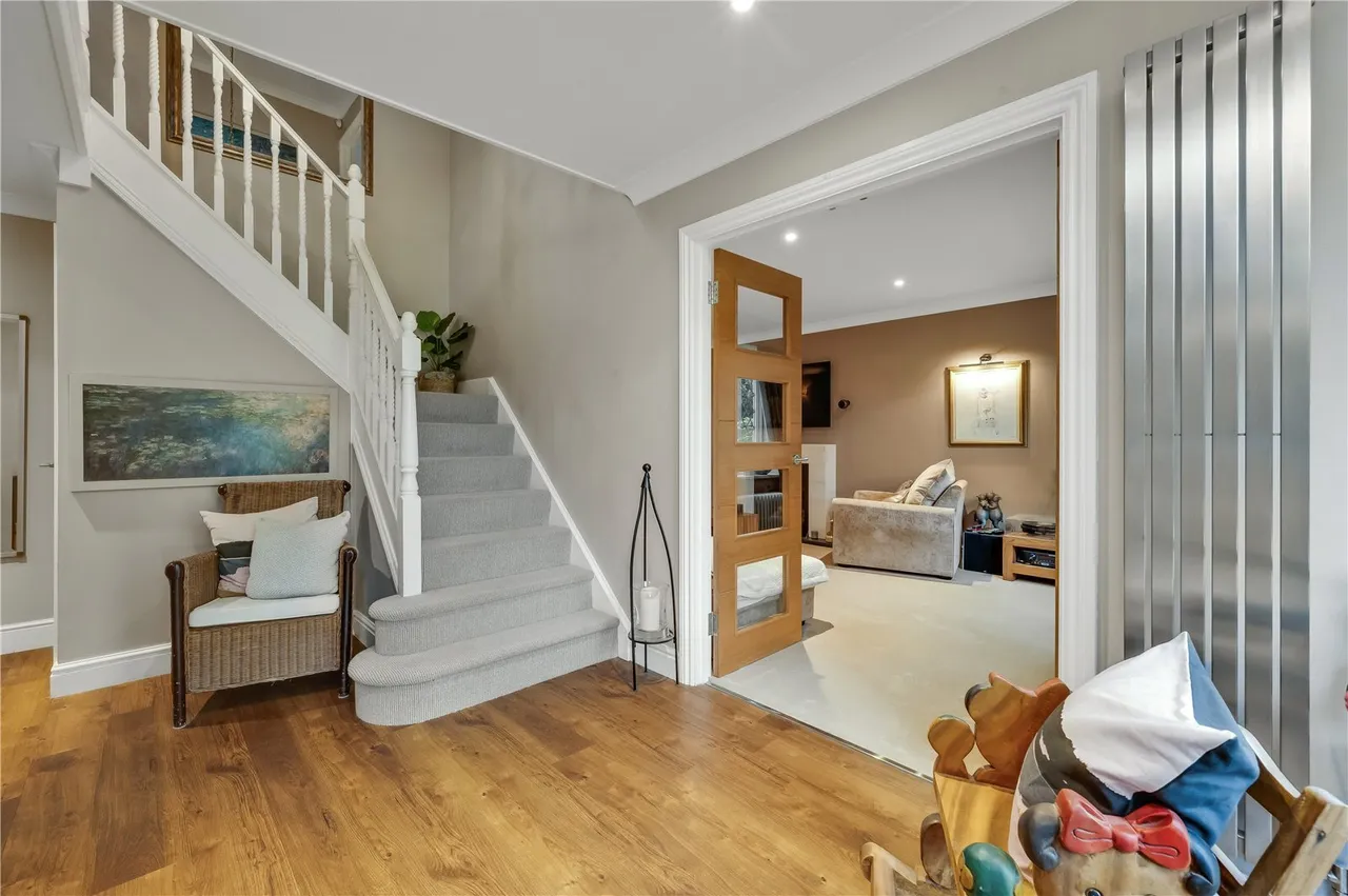 Waterperry Lane, Chobham, GU24, photo 27