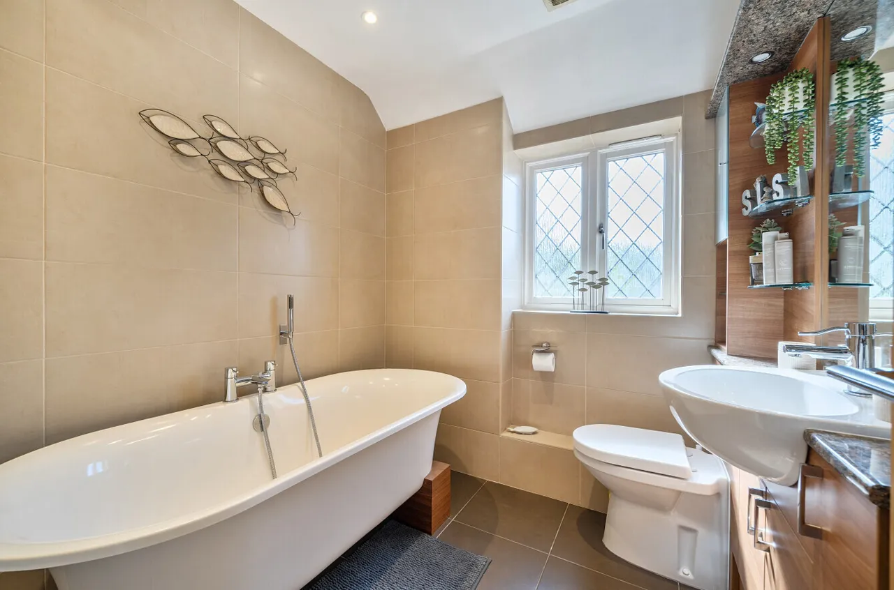 Waterperry Lane, Chobham, GU24, photo 25