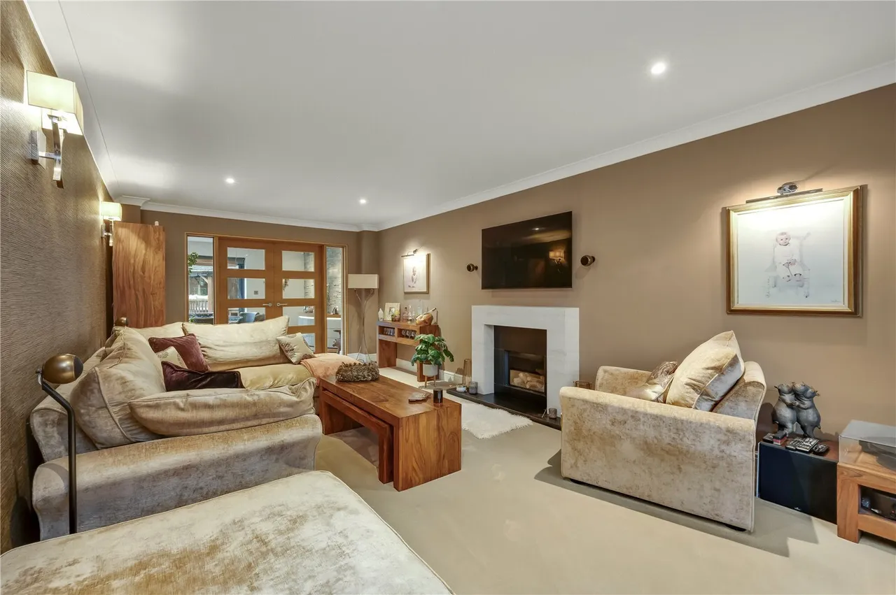 Waterperry Lane, Chobham, GU24, photo 13