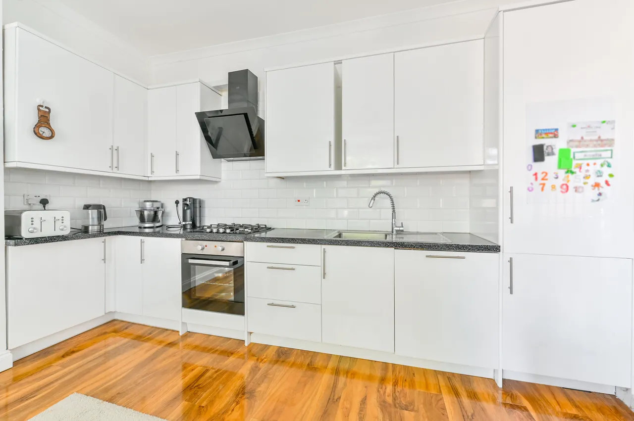 3a Fernhead Road, London, photo 4