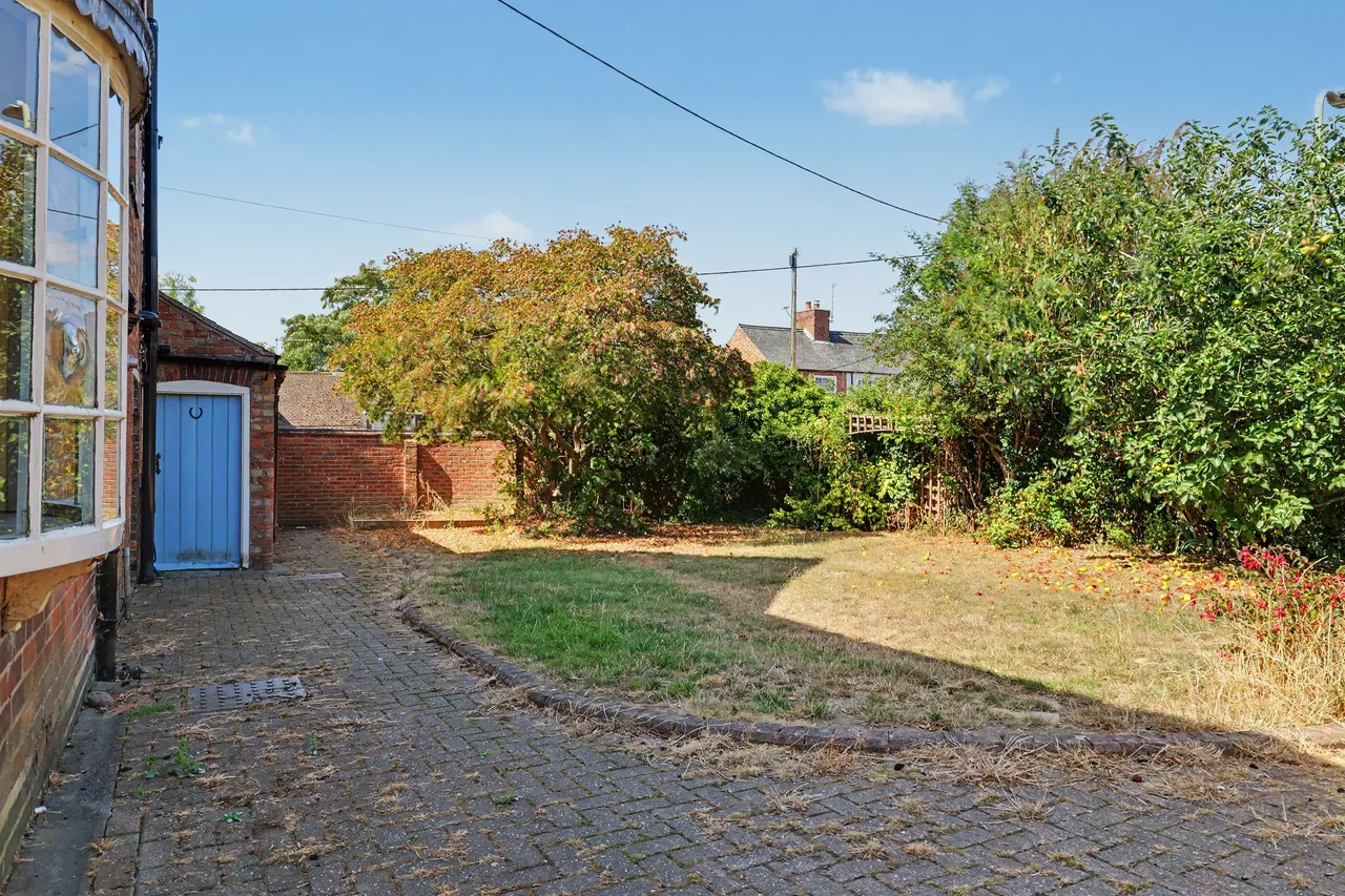 Main Street, Willoughby Waterleys, LE8, photo 41