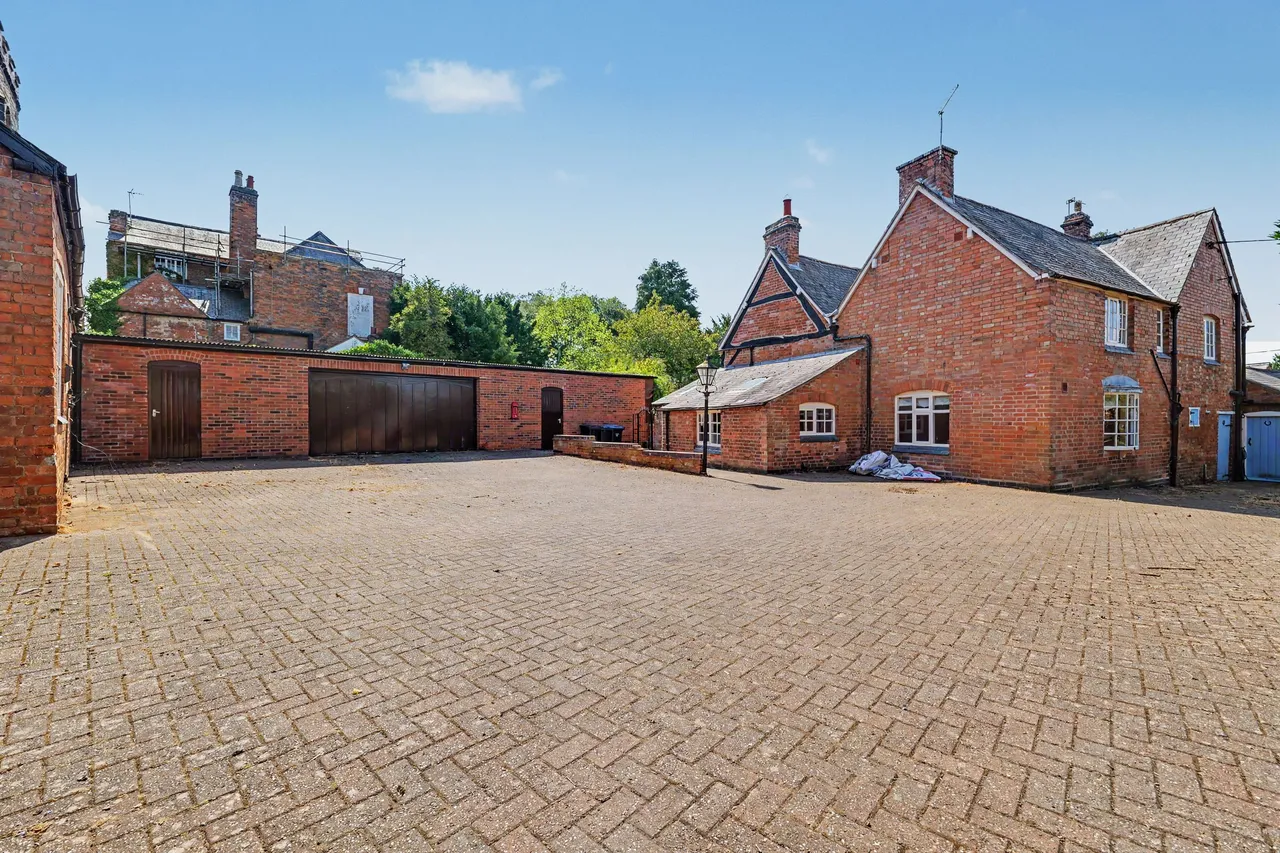 Main Street, Willoughby Waterleys, LE8, photo 37