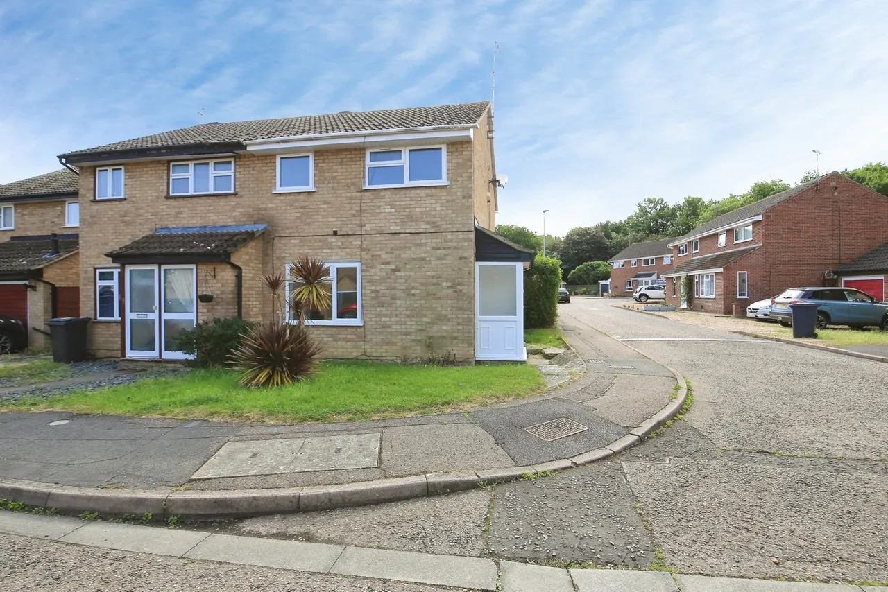 3 bed house for sale — Medeswell, Orton Malborne, Peterborough, Cambridgeshire, PE2