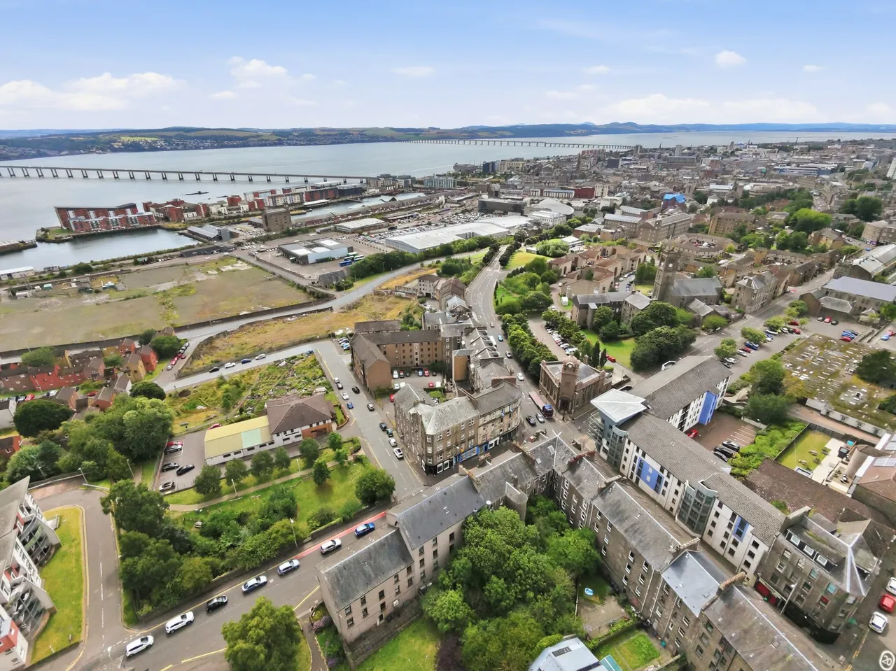 3 bed flat for sale, Arbroath Road, Stobswell, DD4