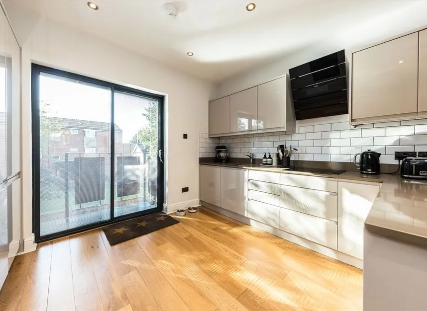 Lawrence Road, Ealing, W5, photo 3