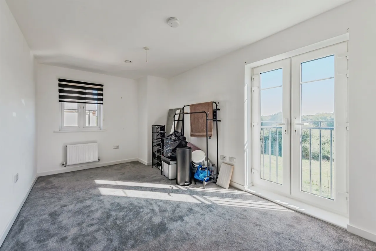 Eames Way, Crawley, RH10, photo 9