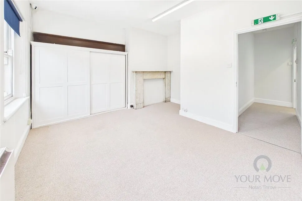 New Street, Oundle, PE8, photo 8