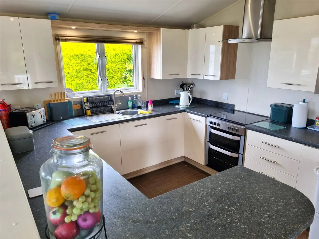 Brynowen Holiday Park, Borth, SY24, photo 9