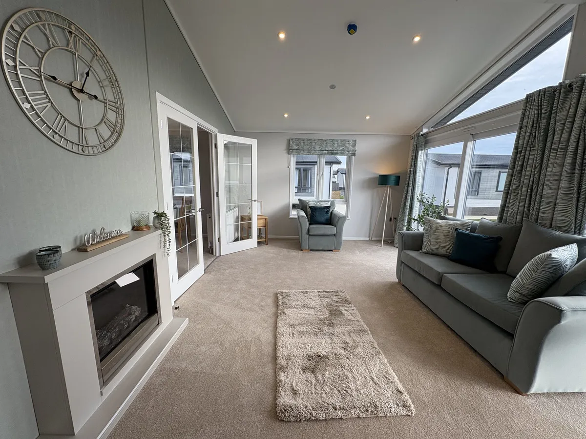 Oyster Drive, Canvey Island, SS8, photo 6
