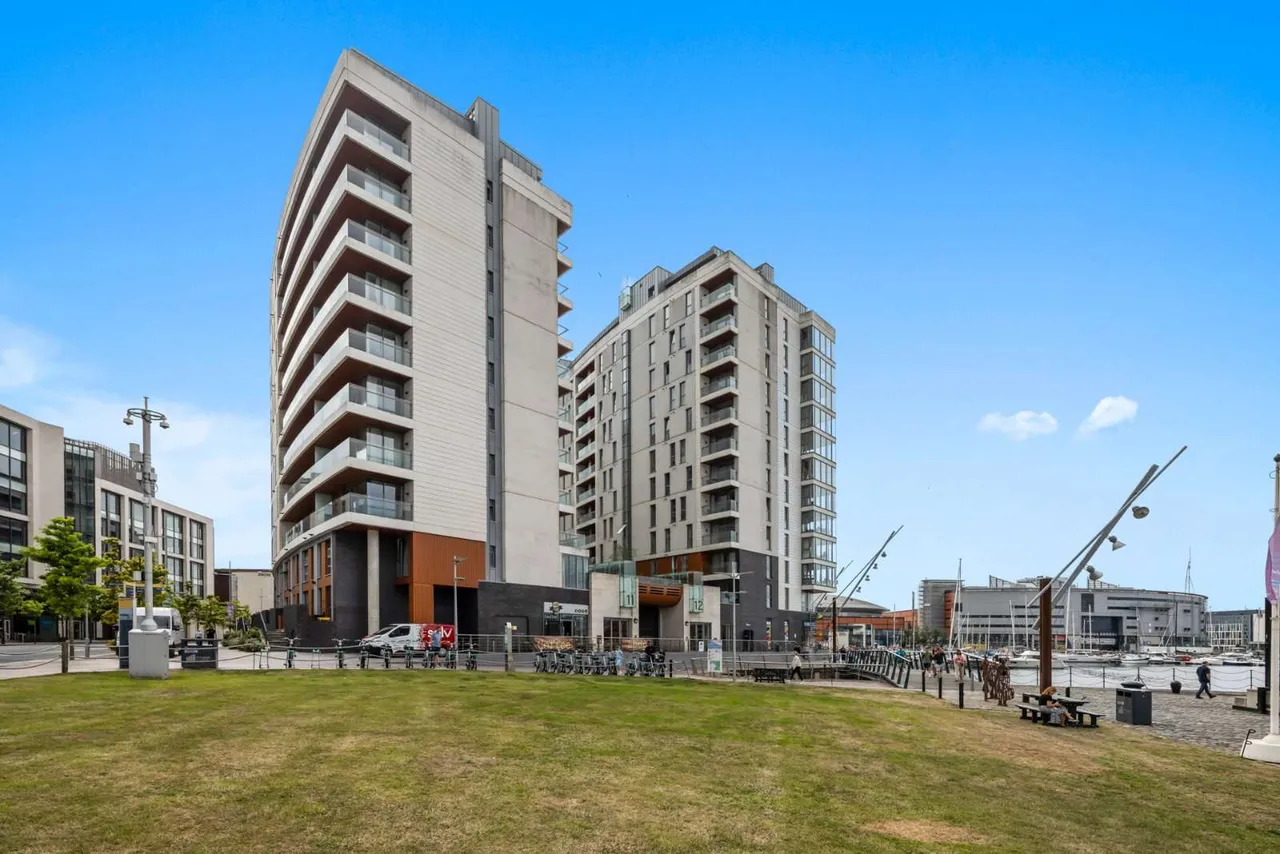 2 bed new development for sale — The Arc 10.32, Queens Road, Belfast, County Antrim, BT3 9FP