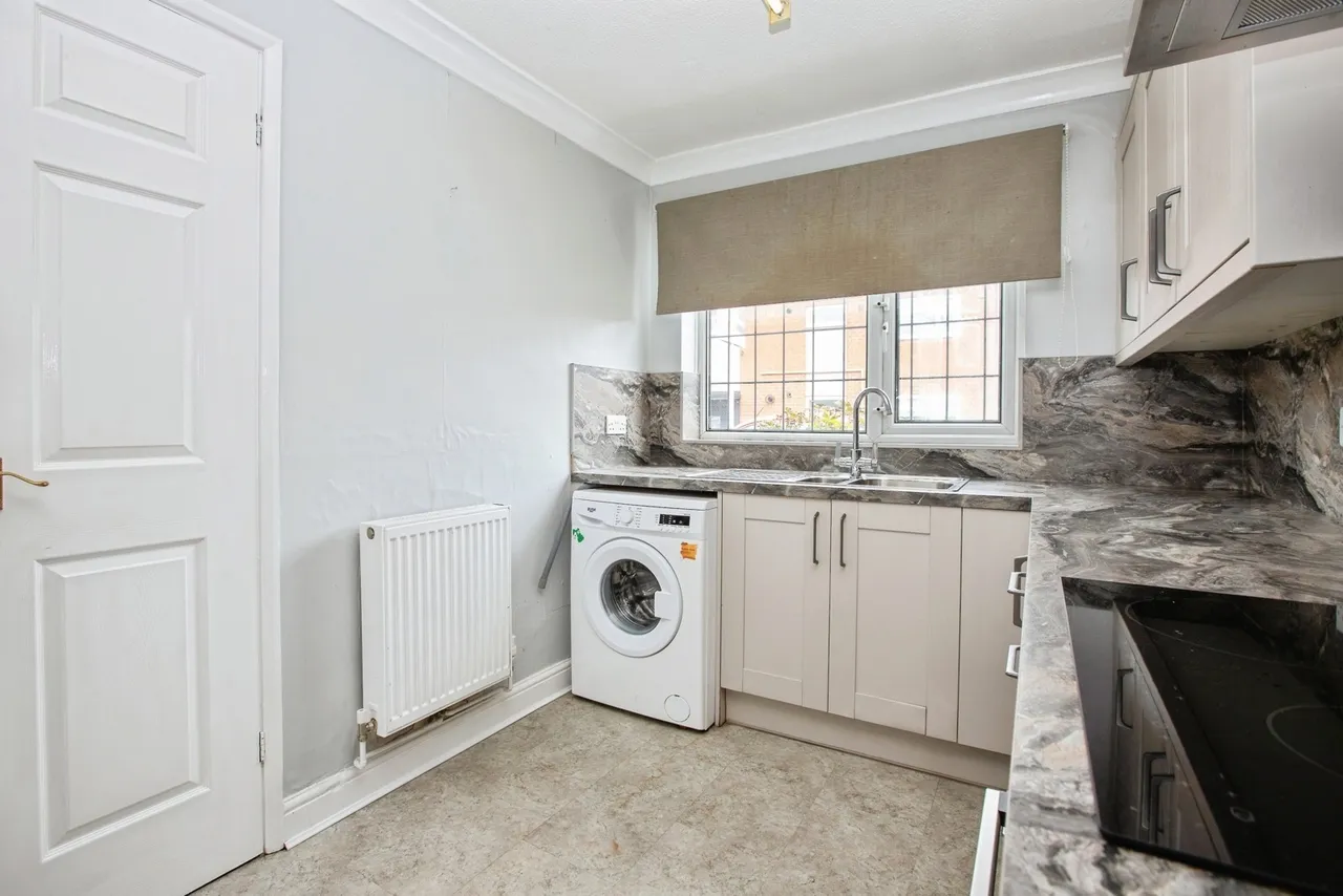 Mappleton Drive, Mansfield, NG18, photo 7