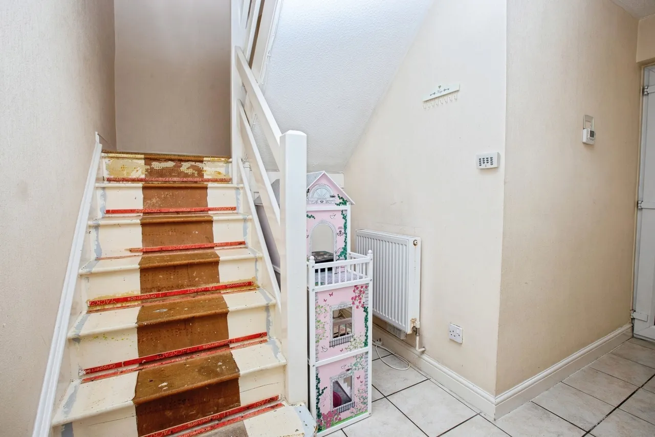 Mappleton Drive, Mansfield, NG18, photo 5