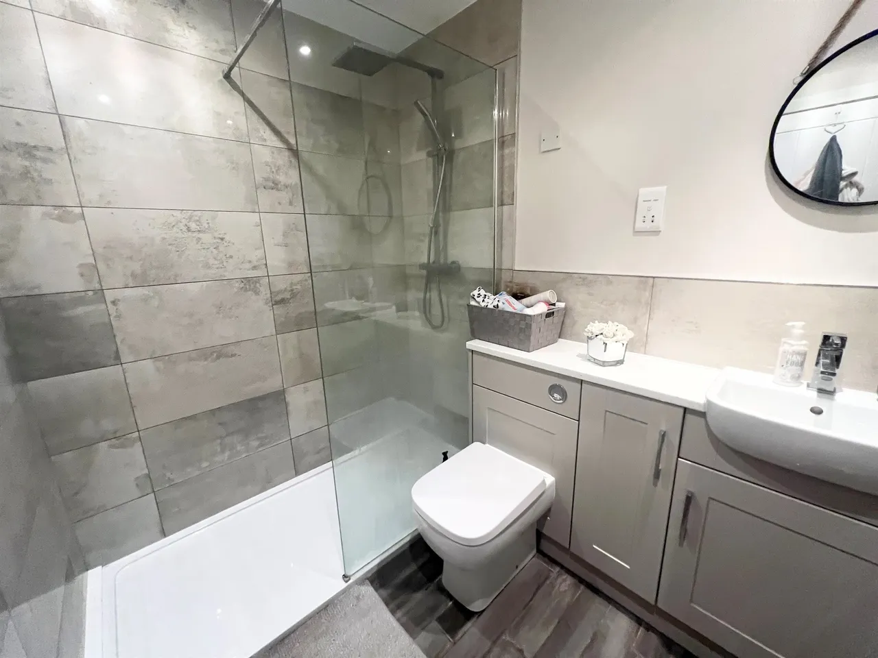Orchard Grove, East Markham, NG22, photo 12