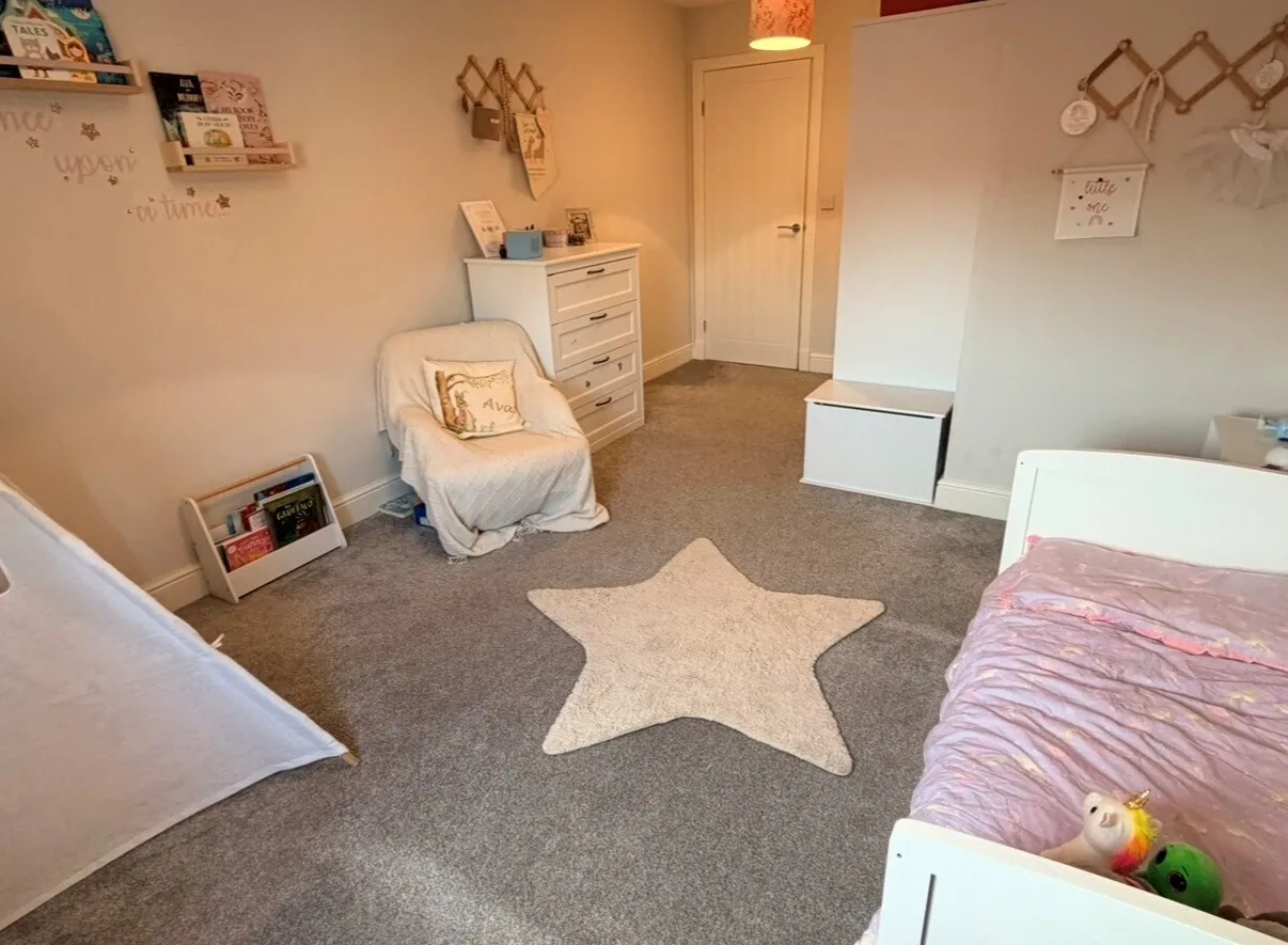 Orchard Grove, East Markham, NG22, photo 9