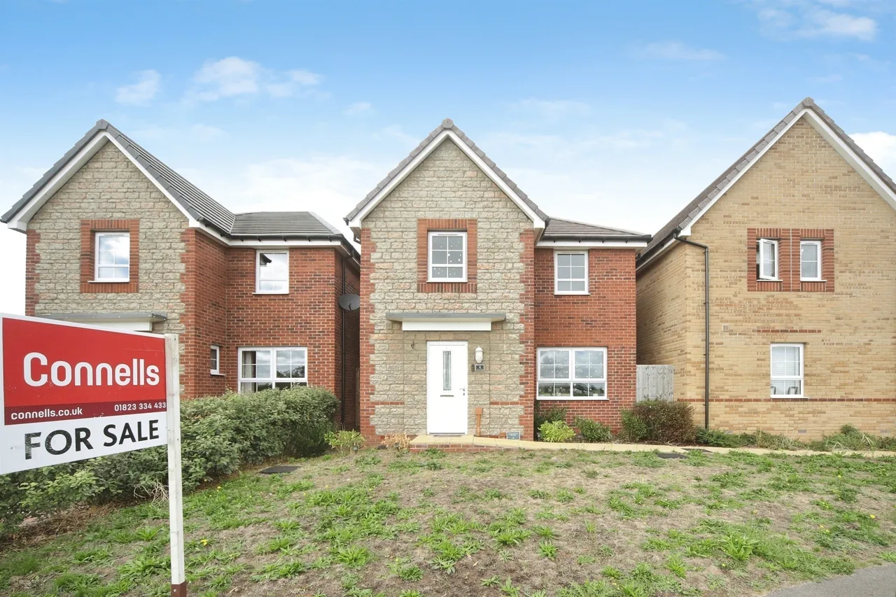 Lydian Walk, North Petherton, TA6, photo 13