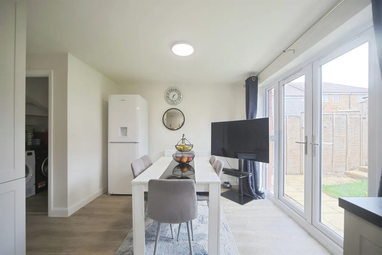 Lydian Walk, North Petherton, TA6, photo 5