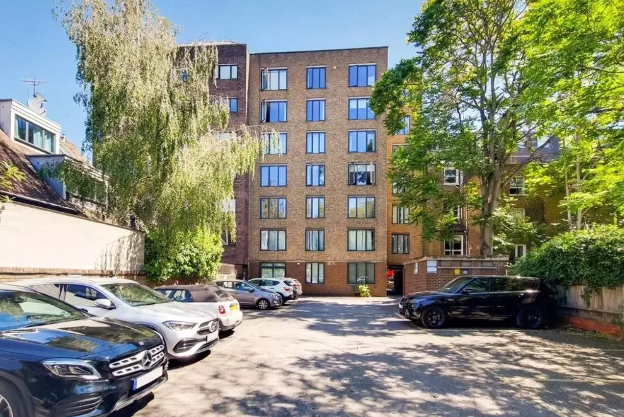 house to rent — Courtleigh, Kensington, London, W8 6QL