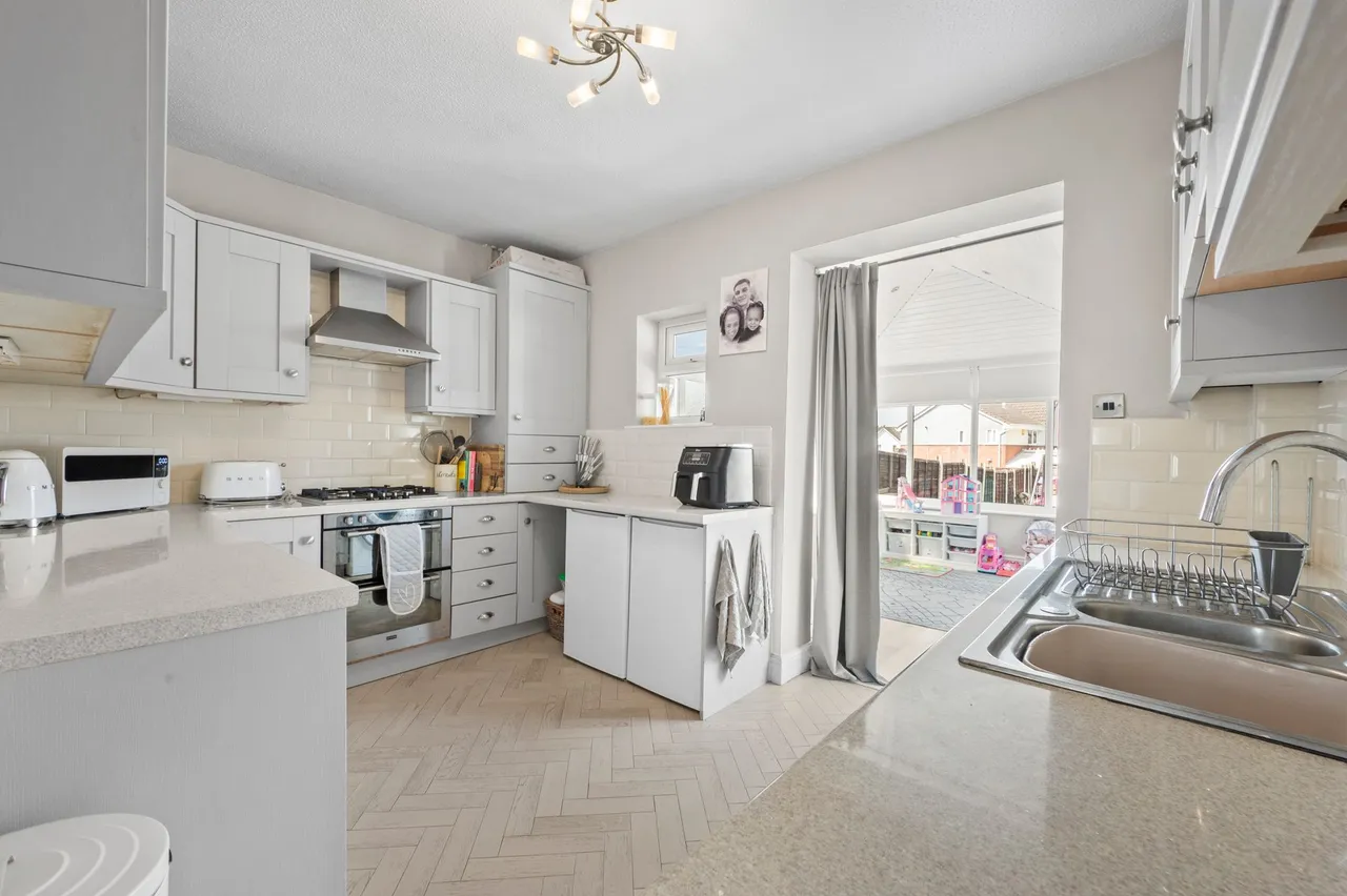 Chisnall Avenue, St. Helens, St. Helens, WA10 4ED, photo 8