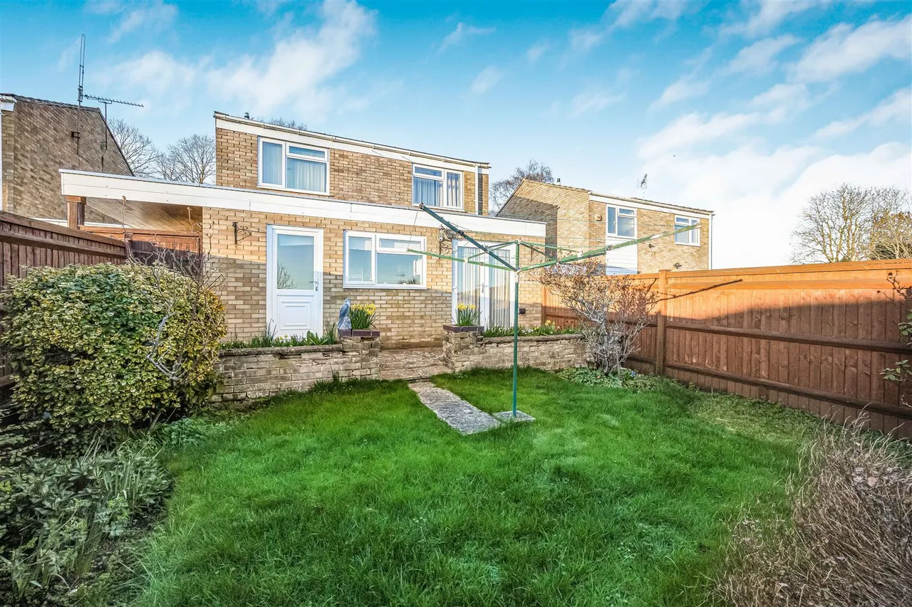 Abingdon Drive, Caversham, RG4, photo 2