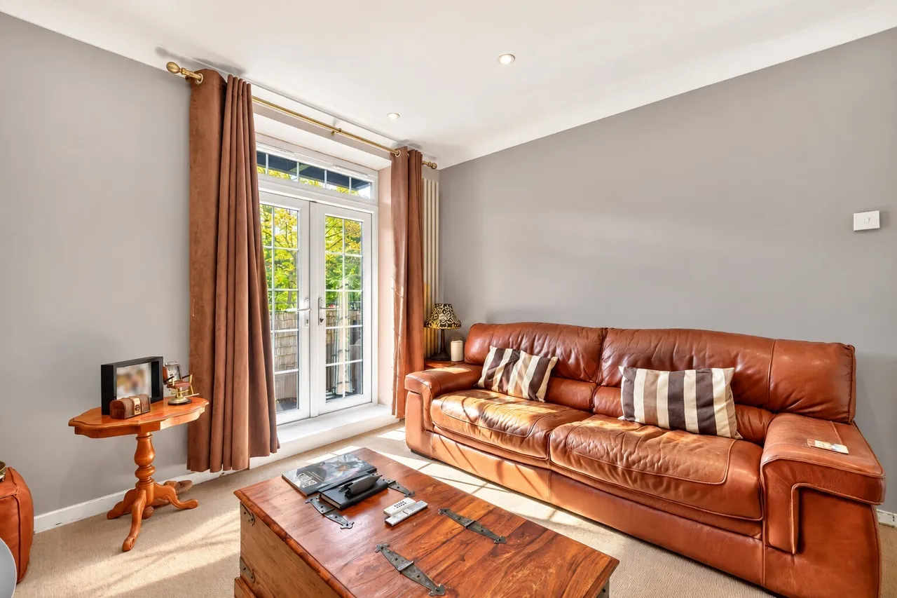 New Park Road, London, SW2, photo 11