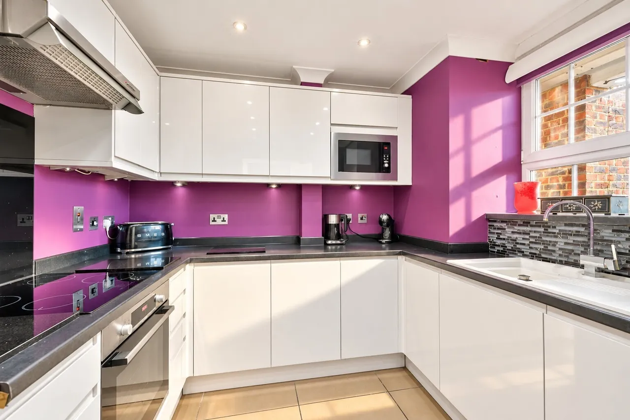 New Park Road, London, SW2, photo 2