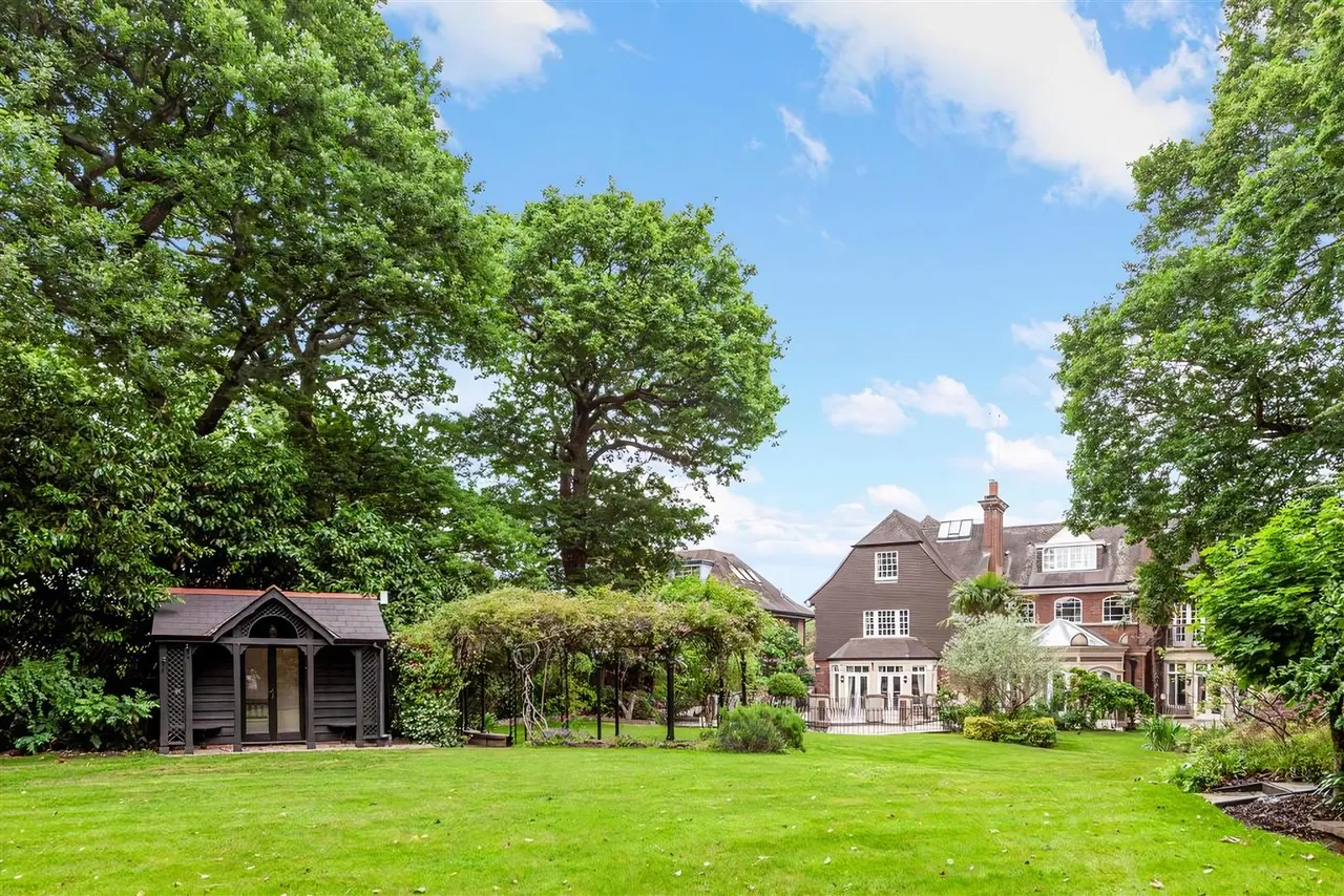 Courtenay Avenue, Highgate, London, N6 4LR, photo 2
