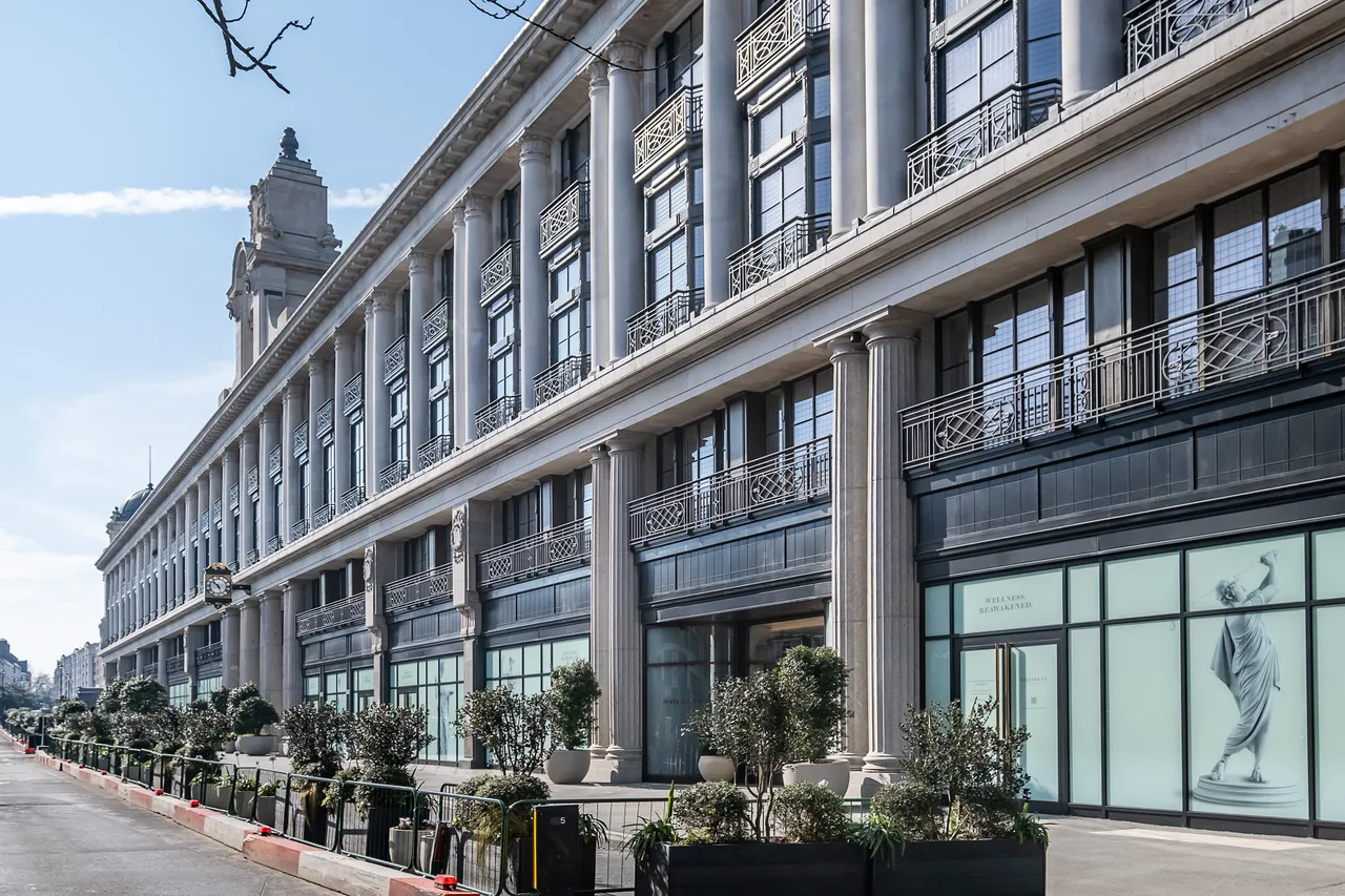 2 bed flat for sale — The Whiteley, Queensway, London, W2
