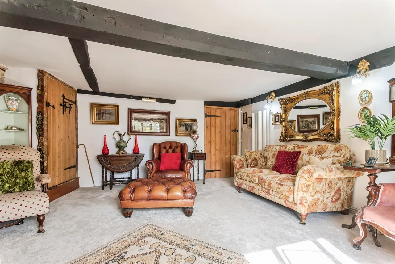 High Street, Shrivenham, SN6, photo 3