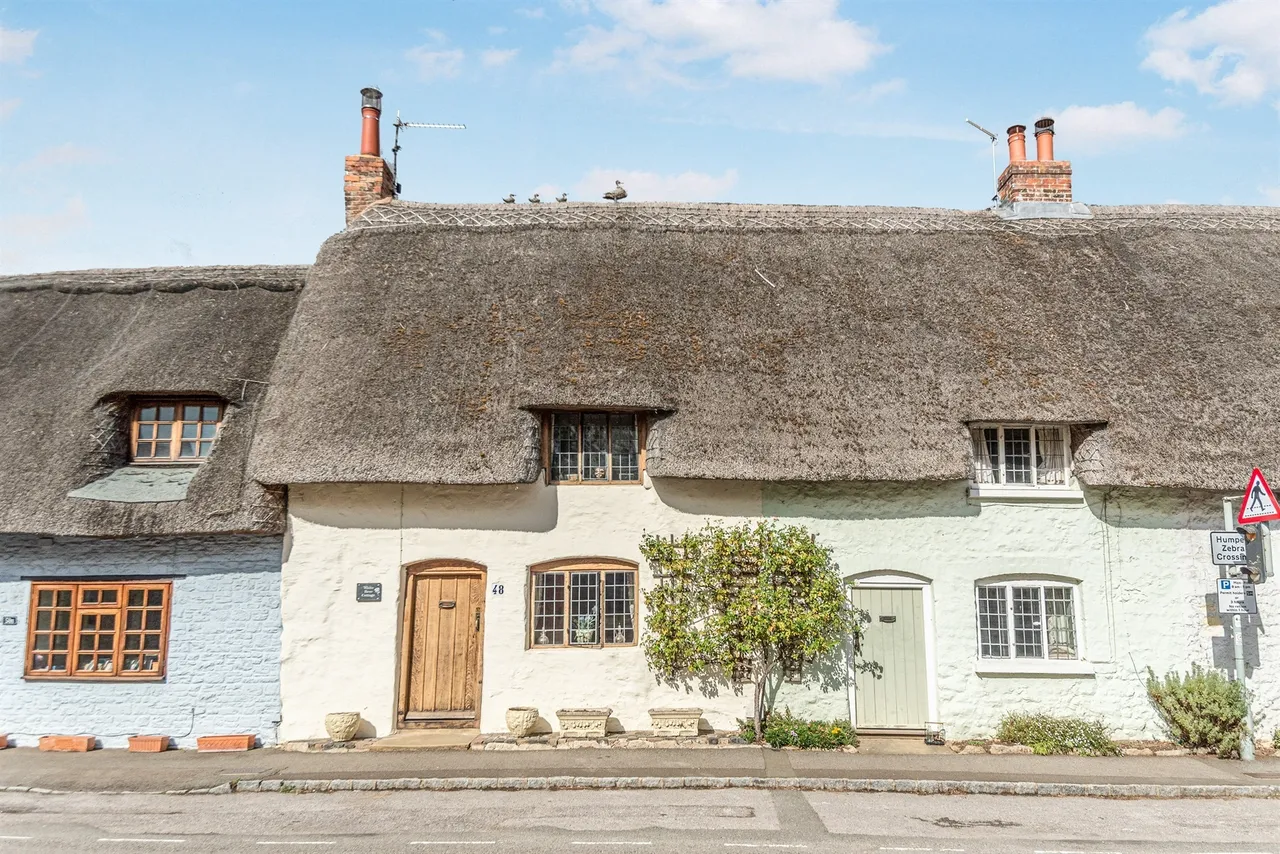 3 bed house for sale, High Street, Shrivenham, SN6