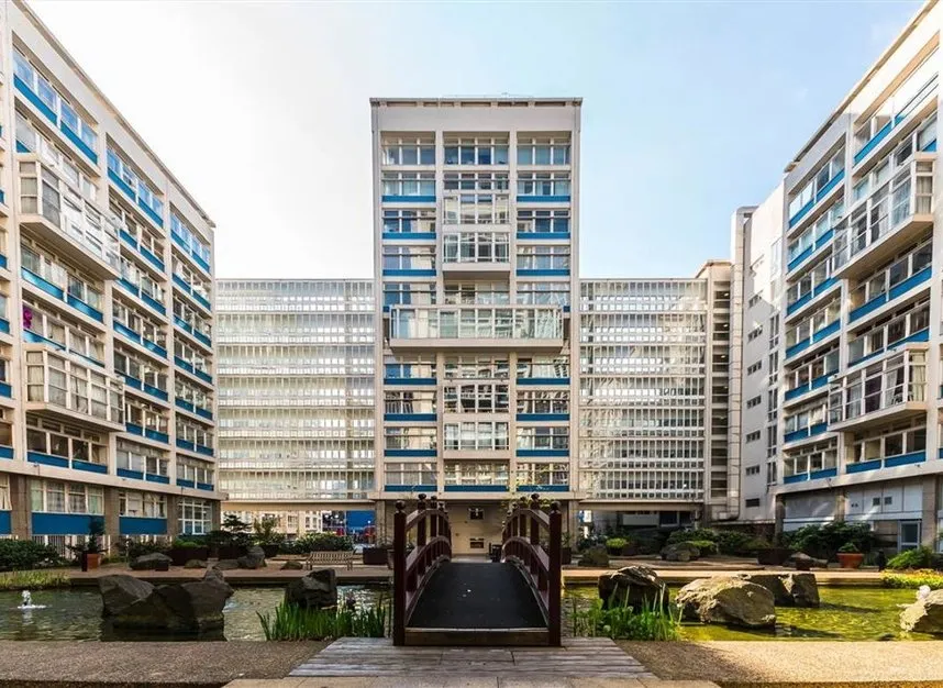 Newington Causeway, Elephant & Castle, SE1, photo 11