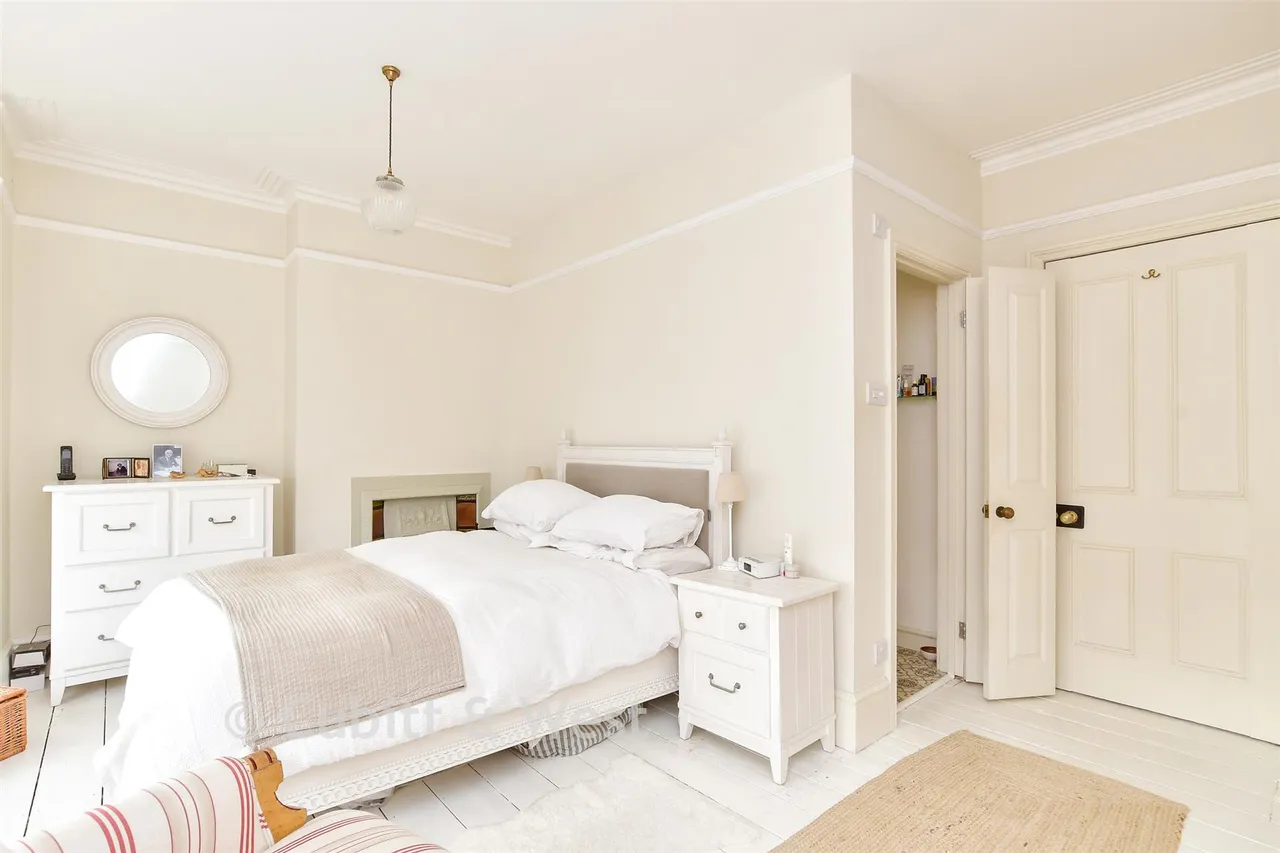 Westcourt Road, Worthing, BN14, photo 11
